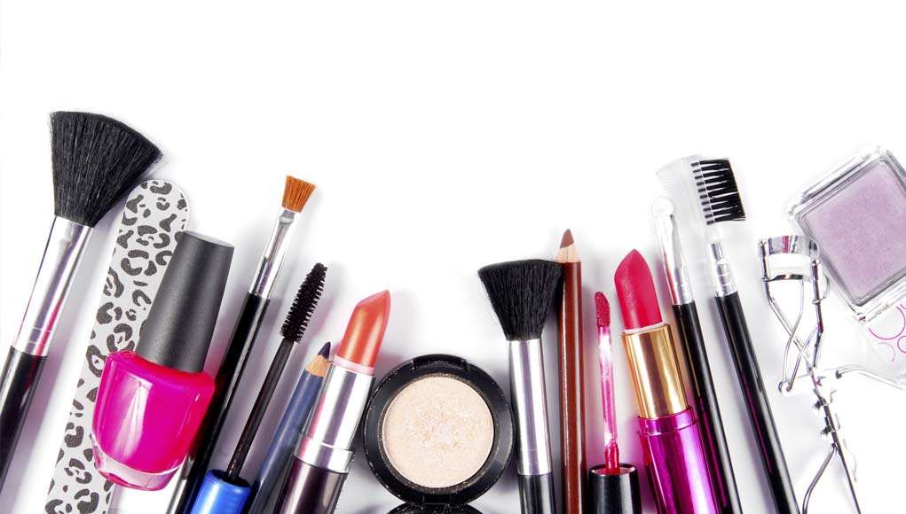 6 Clever Ways to Save Money on Beauty Products