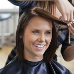 5 Slimming Hairstyles (with Photos)