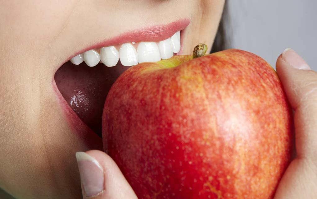 7 Surprising Ways to Whiten Your Teeth
