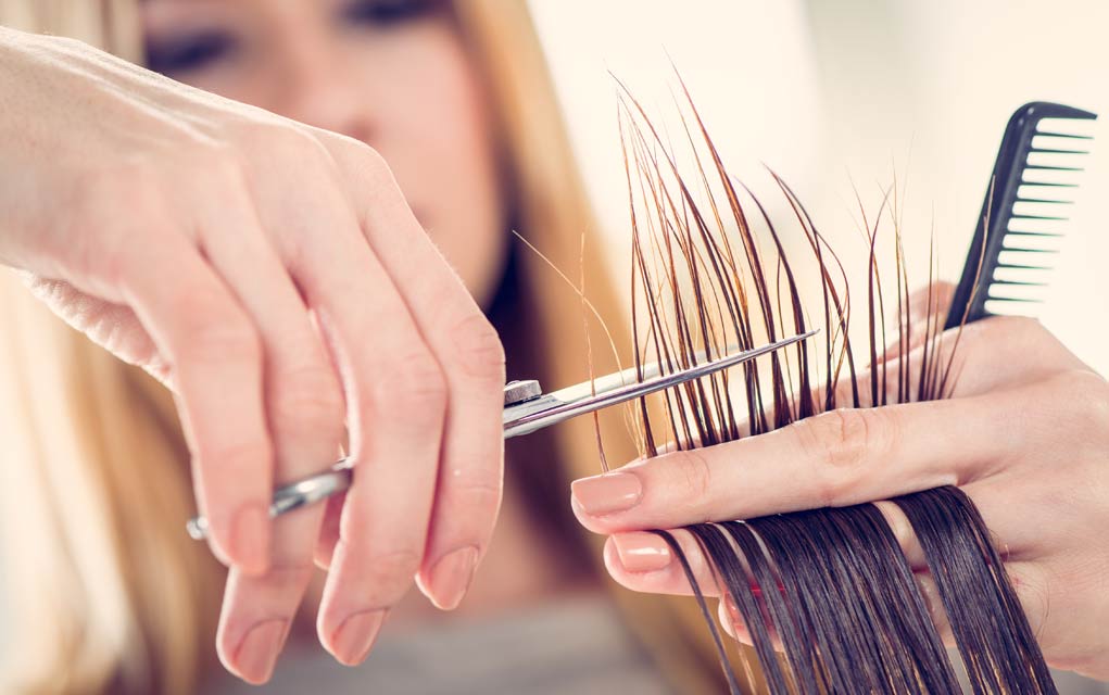 5 Slimming Hairstyles (with Photos) 5 Slimming Hairstyles (with Photos)