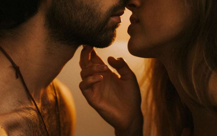 True-Love-vs-Lust-How-to-Tell-Youve-Found-the-One