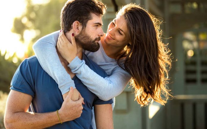 Women Who Do These 3 Things Drive Men Nuts Women Who Do These 3 Things Drive Men Nuts